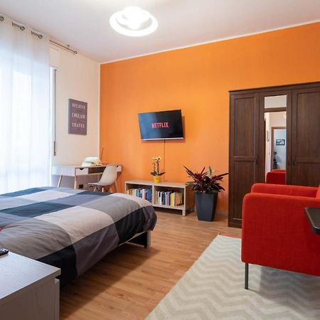 Casa Martina- Airport Free Shuttle-H24 Apartment Bergamo Luaran gambar